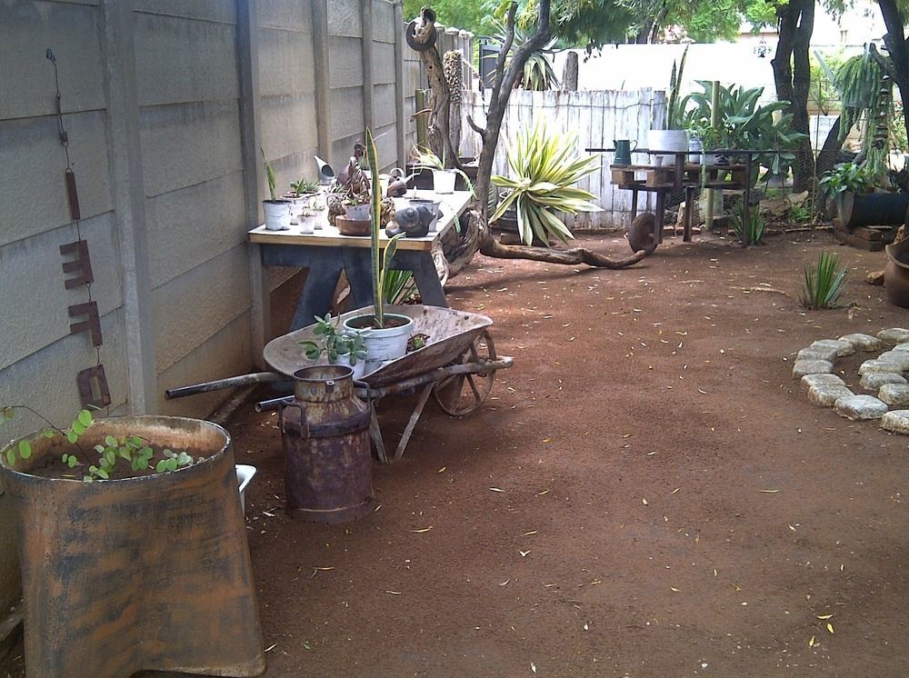 Villa Africa Guesthouse 추메브 외부 사진
